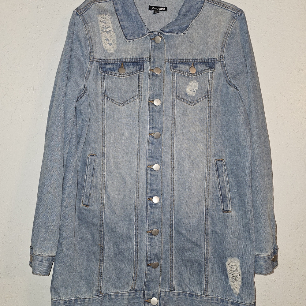 Fashion Nova Light Blue Denim Jacket - Picture 2 of 11